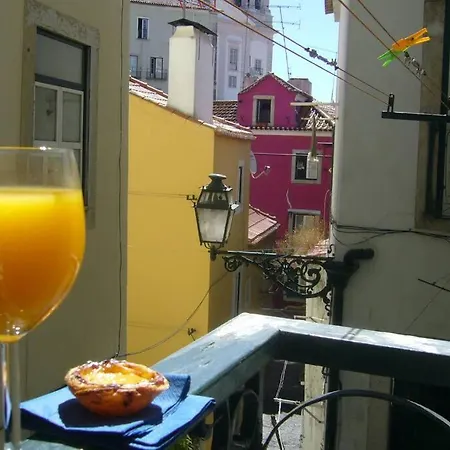 Appartement Historic And Charming - Alfama 1-bedroom Lissabon